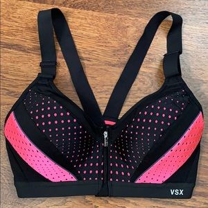 32C Victoria’s Secret VSX Sport’s Bra